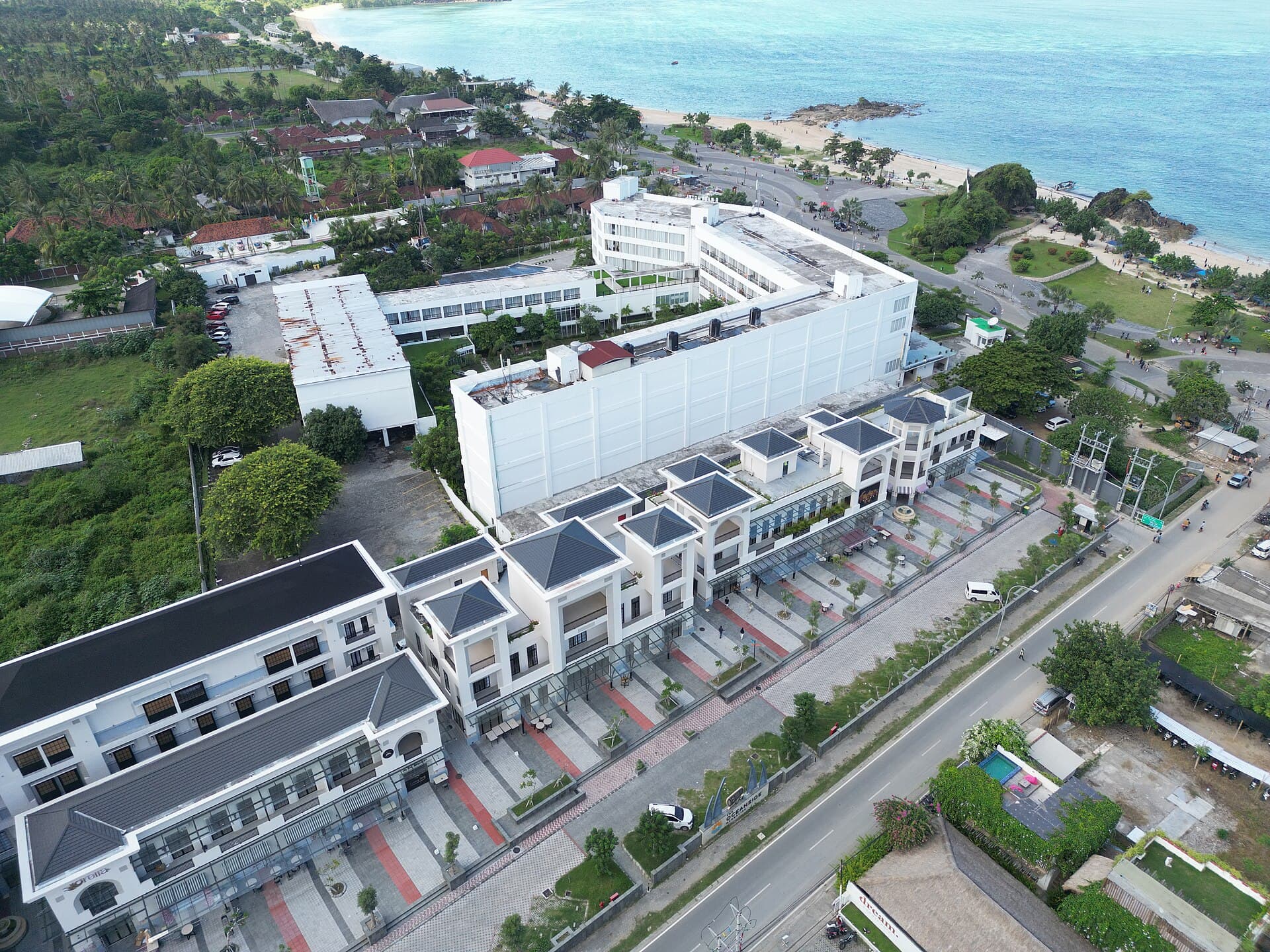 Prabowo's Local Fishermen First Policy: A Stability Play for Lombok Coastal Investors