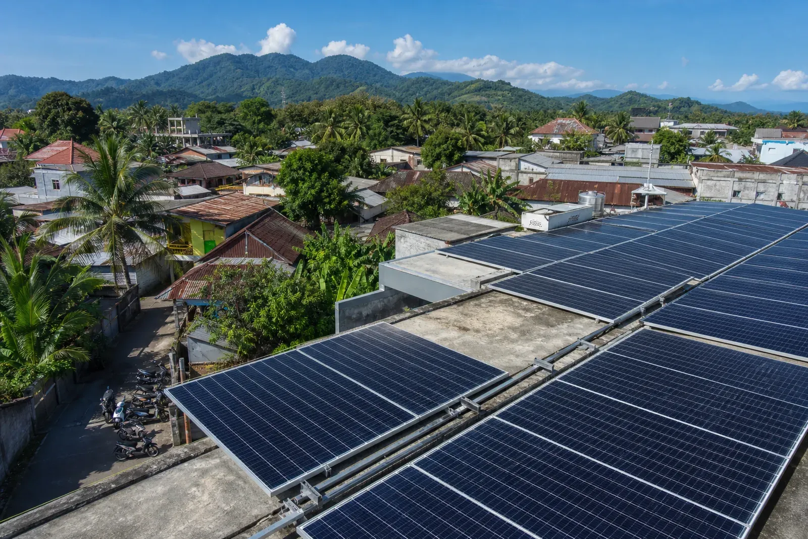 Indonesia Targets 100 GW of Solar Capacity Within Three Years