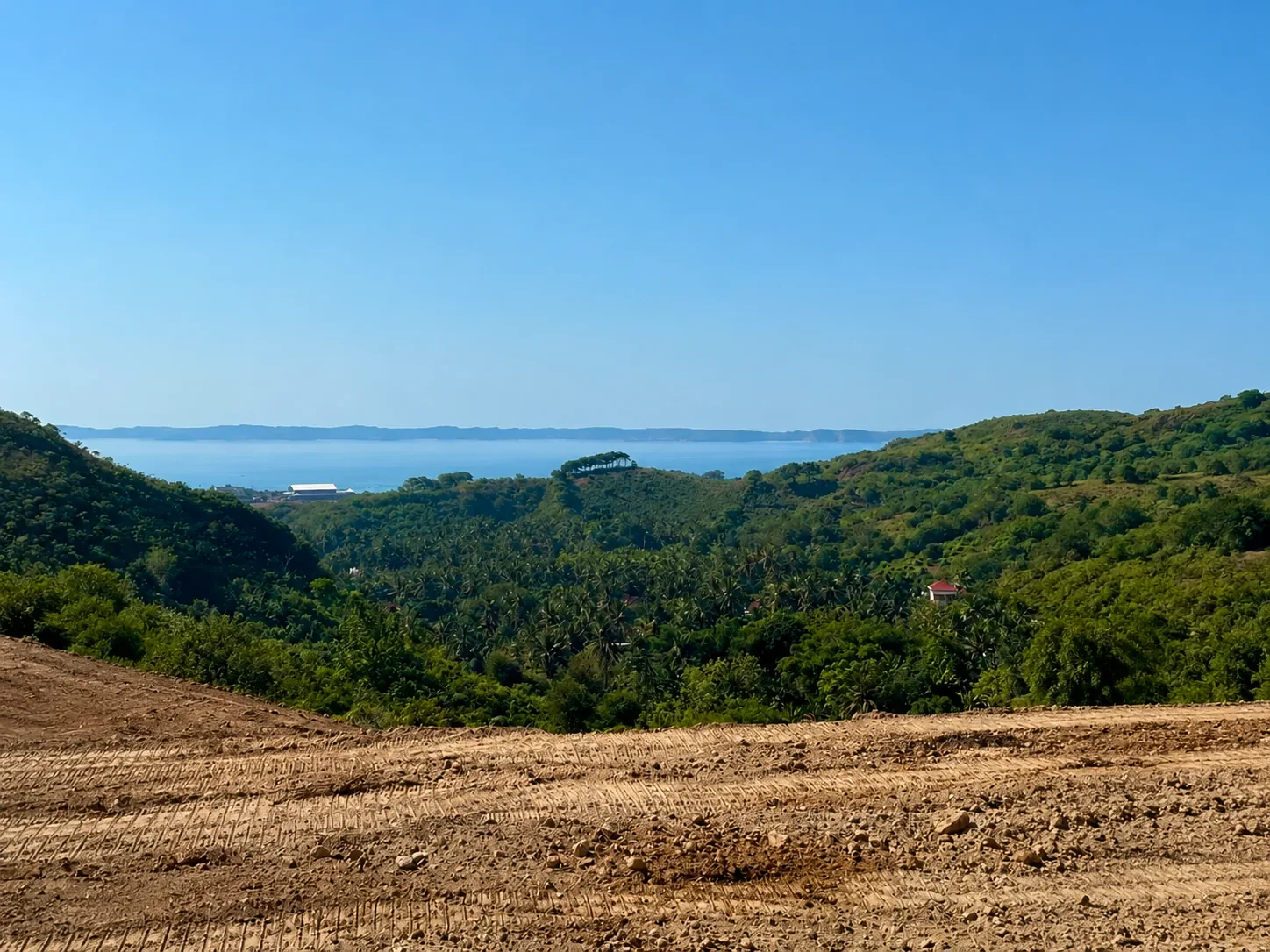 60-Are Freehold Land with Panoramic Ocean View in Awang photo